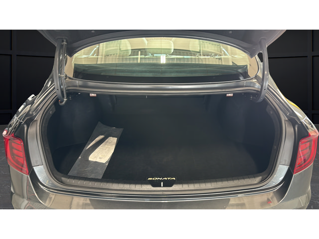 Used 2023 Hyundai Sonata SEL w/ Convenience Package FWD image 24