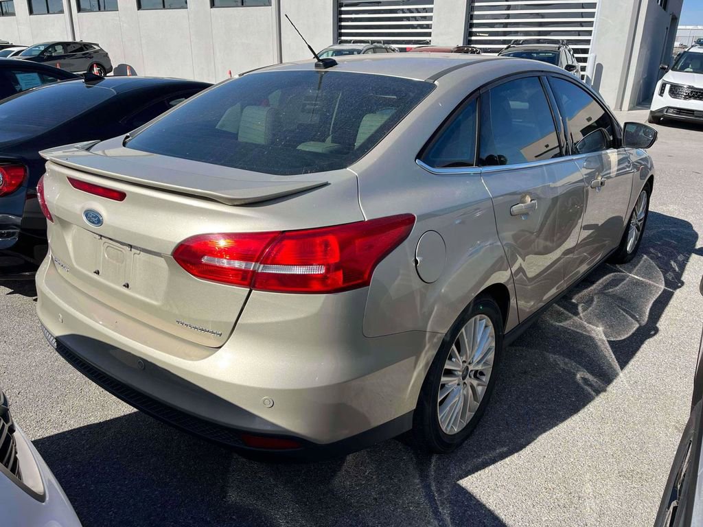 Used 2017 Ford Focus Titanium FWD image 2