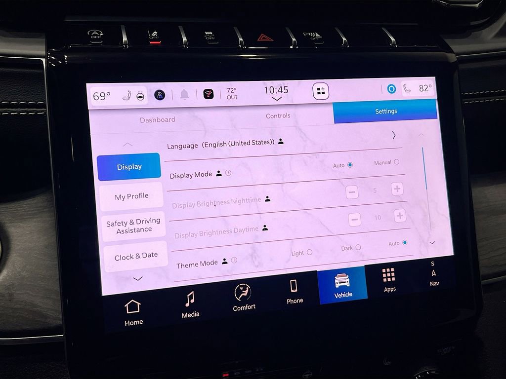 New 2025 Jeep Grand Cherokee L Limited w/ Black Appearance Package image 36