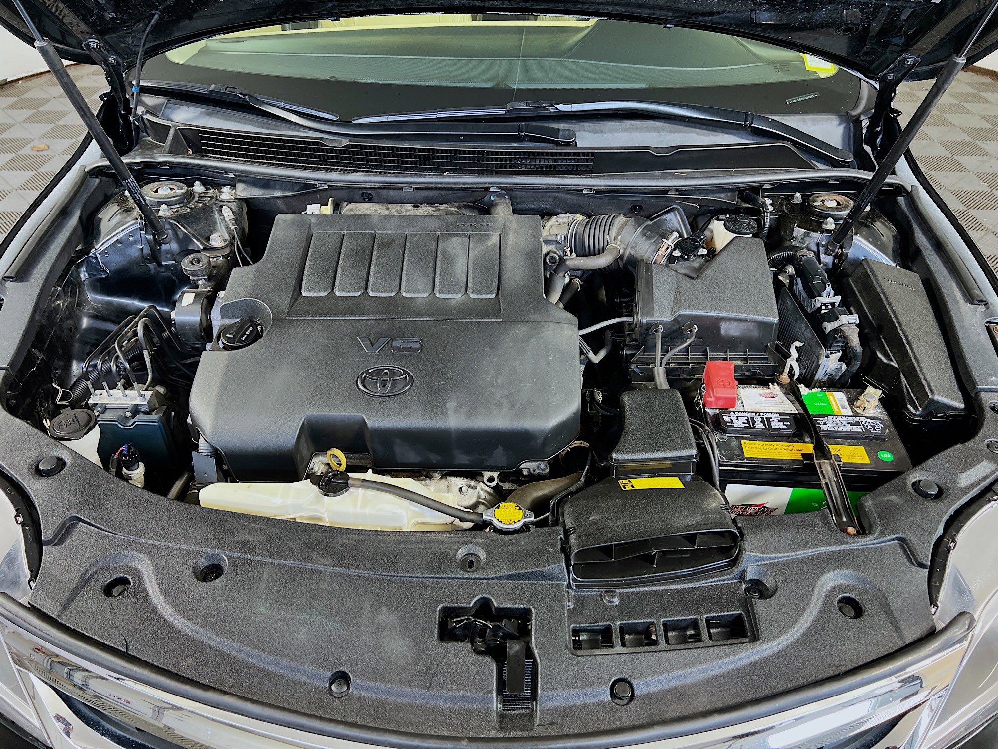 Used 2013 Toyota Avalon Limited FWD image 27