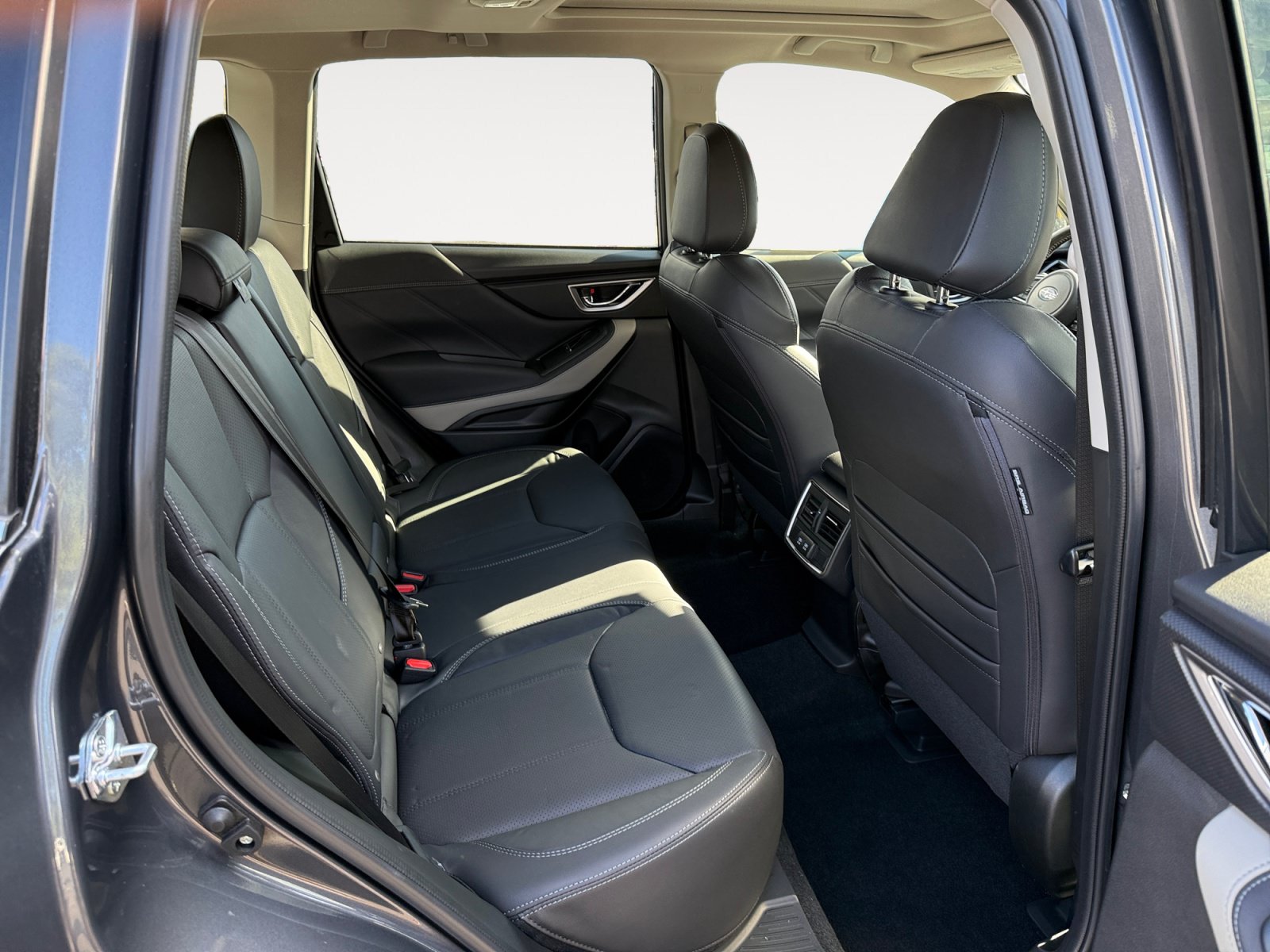 Used 2024 Subaru Forester Limited AWD/4WD image 18