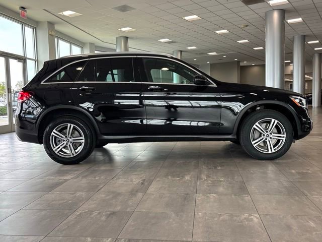 Certified 2022 Mercedes-Benz GLC 300 GLC 300 image 2