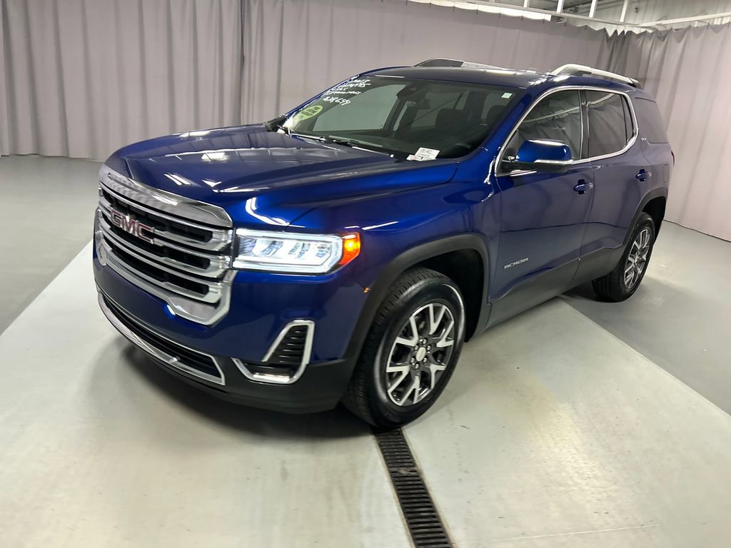 Used 2023 GMC Acadia SLE w/ Driver Convenience Package video 3