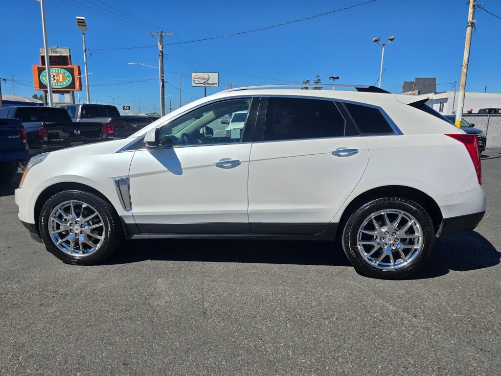 Used 2015 Cadillac SRX Performance w/ Driver Awareness Package FWD image 9