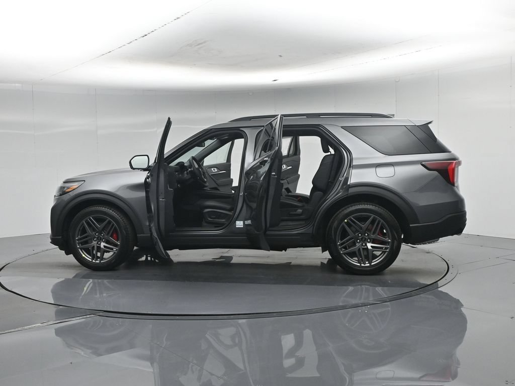 New 2026 Ford Explorer ST AWD/4WD image 36