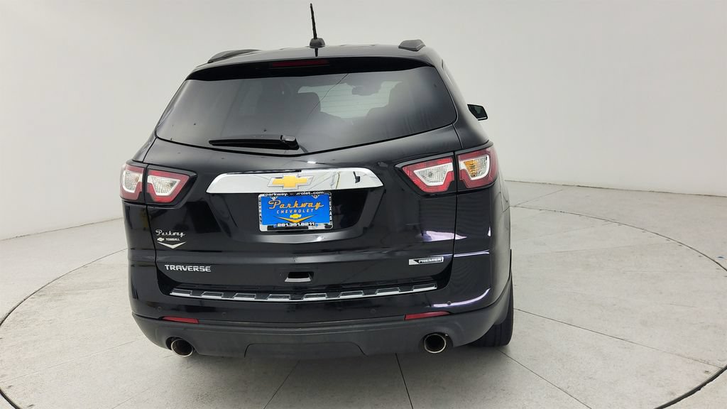 Used 2017 Chevrolet Traverse Premier FWD image 30