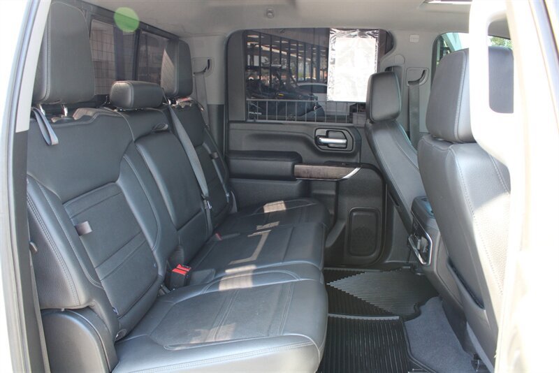 Used 2020 GMC Sierra 2500 Denali w/ Denali Ultimate Package AWD/4WD image 37