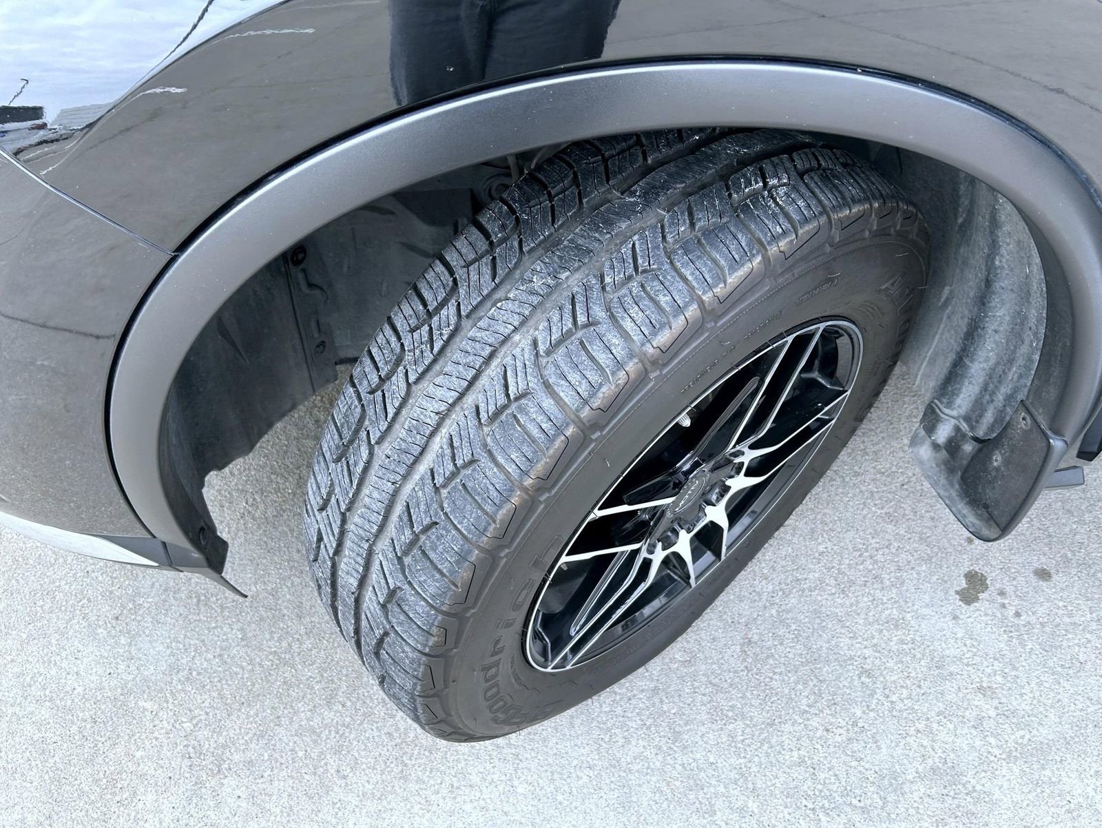 Used 2018 Nissan Murano Platinum w/ Cargo Package image 23