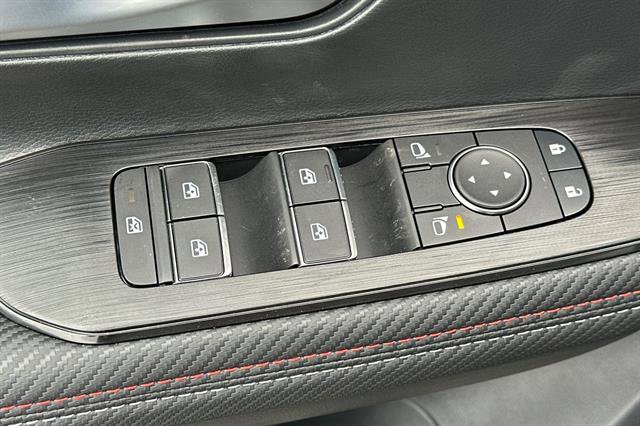 New 2026 Nissan Kicks SR w/ SR Premium Package image 12