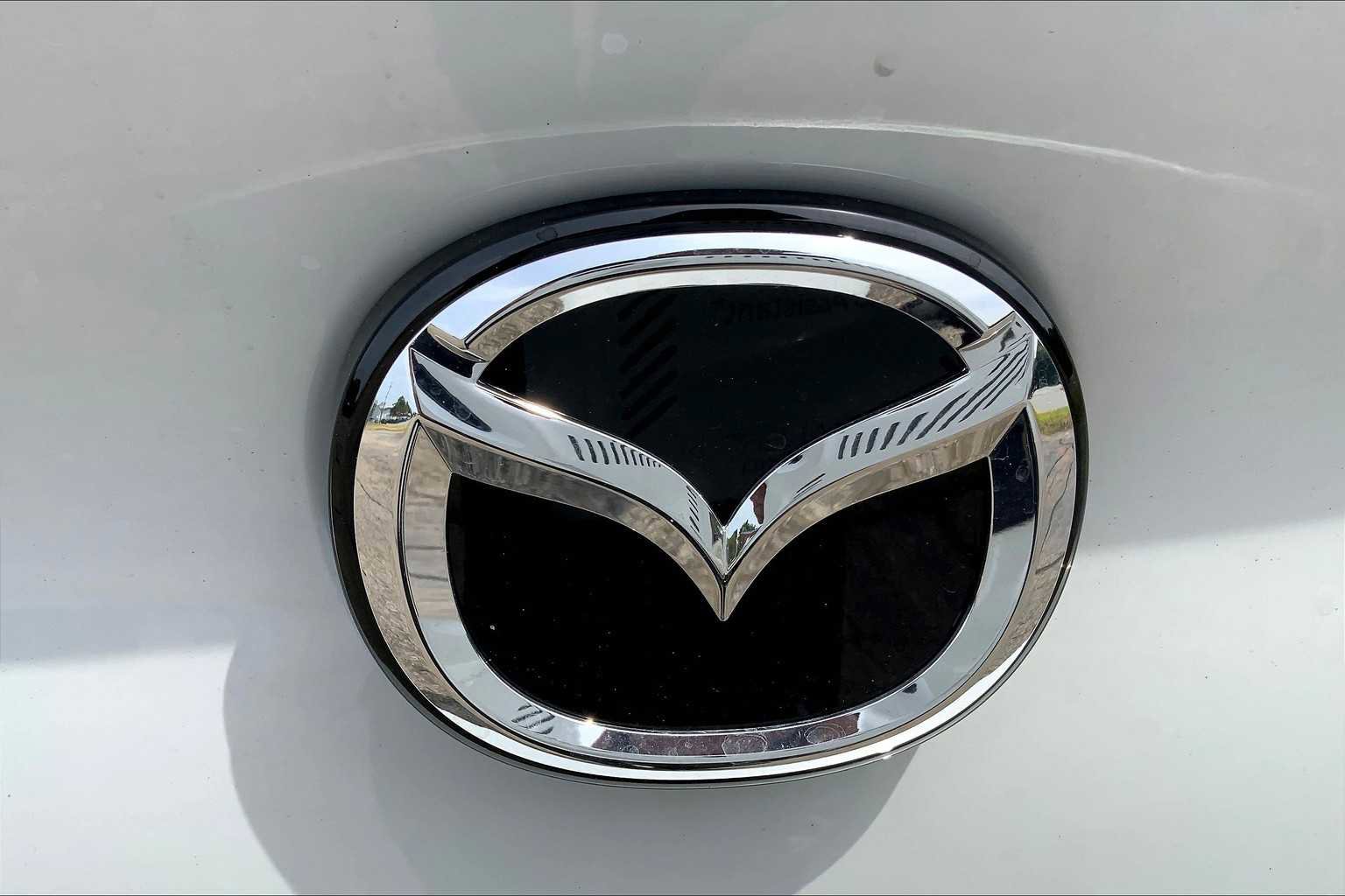 New 2025 MAZDA MAZDA3 s image 6