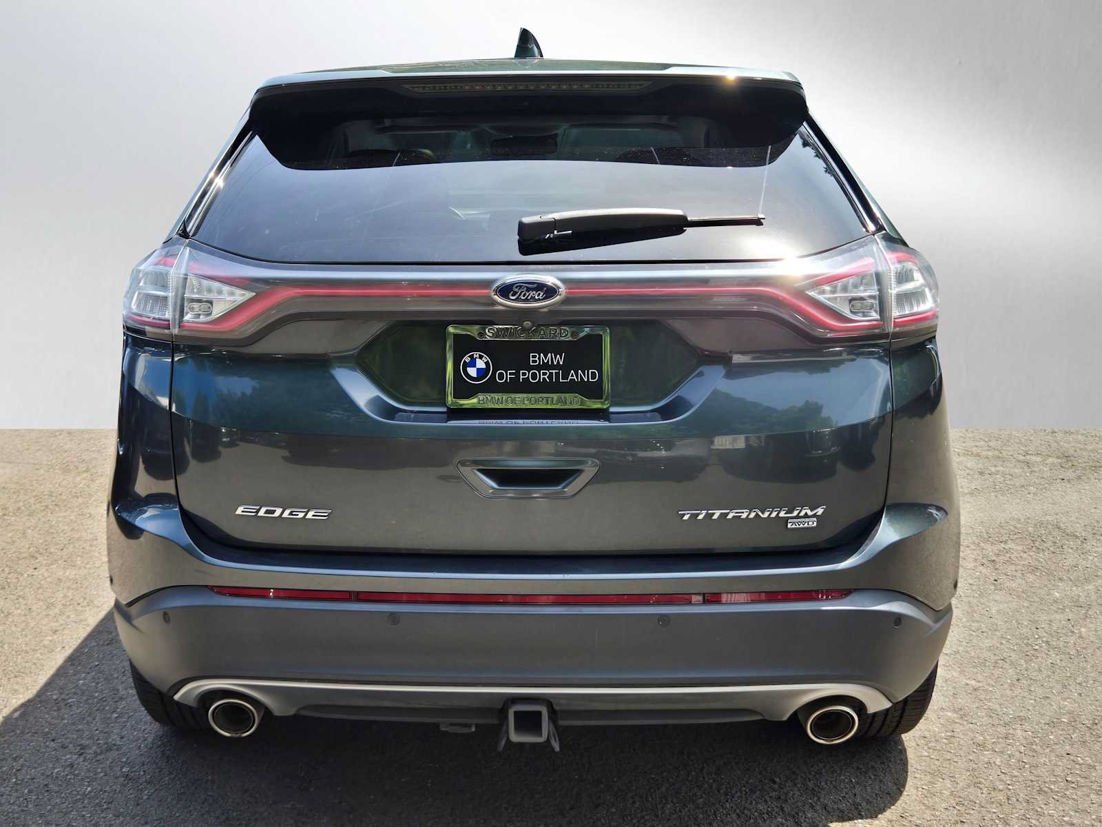 Used 2015 Ford Edge Titanium w/ Equipment Group 302A AWD/4WD image 4