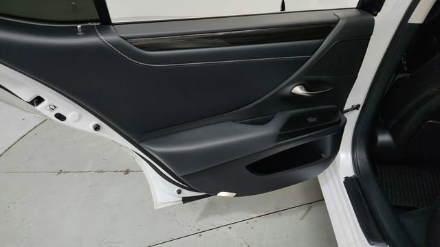 Used 2019 Lexus ES 350 w/ Premium Package image 23