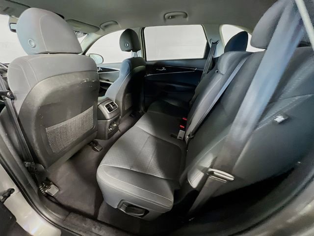 Used 2018 Kia Sorento LX image 27