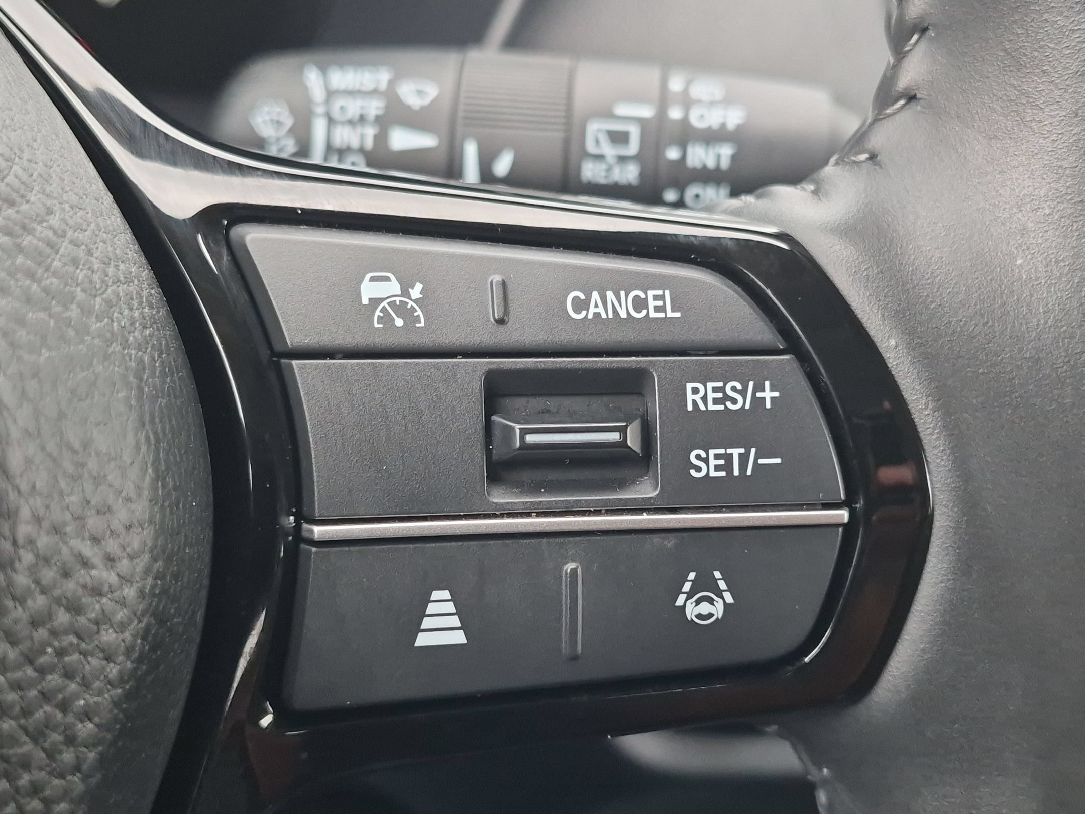 Certified 2024 Honda HR-V EX-L image 16