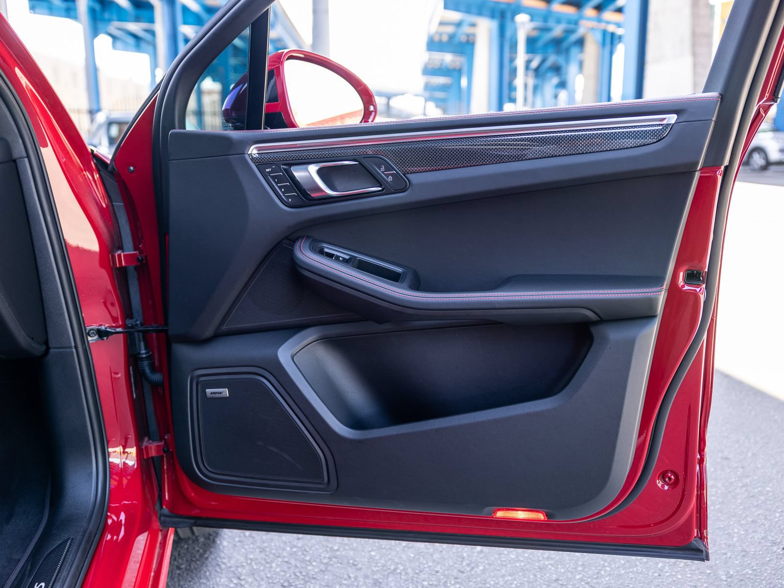 Certified 2024 Porsche Macan GTS AWD/4WD image 53