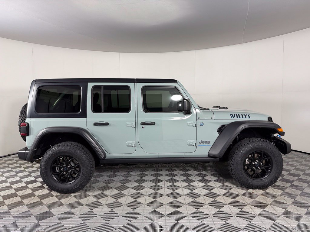 Used 2024 Jeep Wrangler Unlimited AWD/4WD image 5
