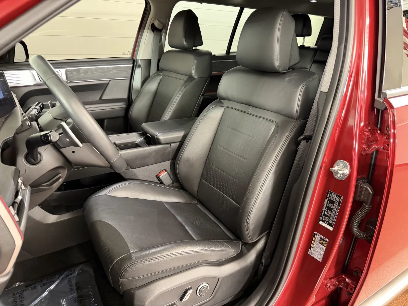 Used 2024 Hyundai Santa Fe Limited AWD/4WD image 12
