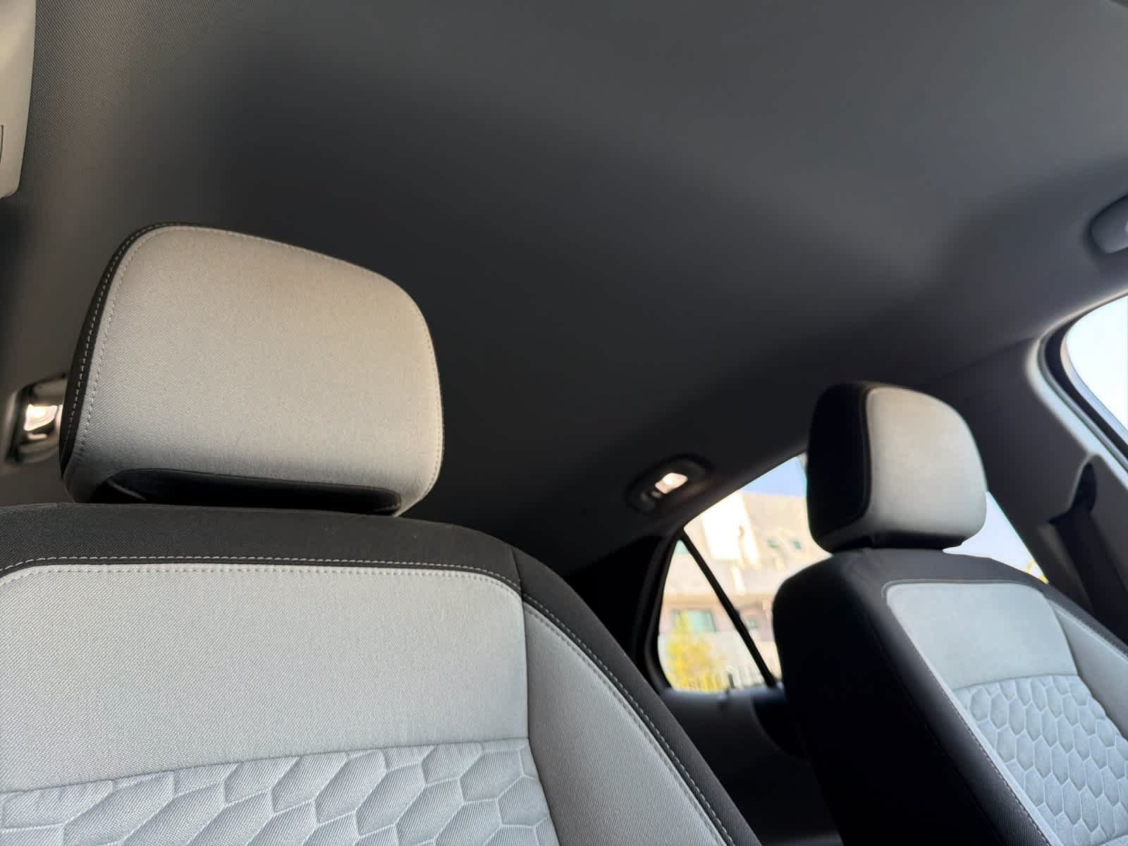 Used 2021 Chevrolet Equinox LT FWD image 17