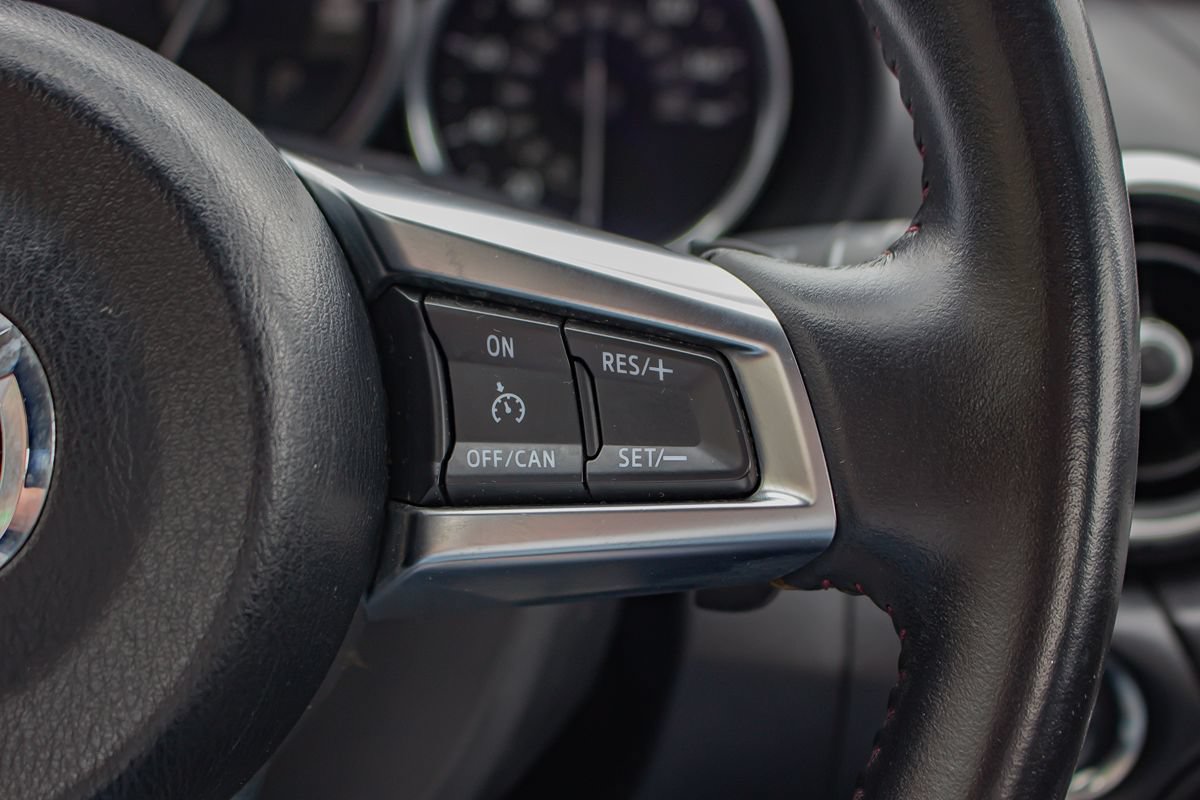 Used 2018 MAZDA MX-5 Miata RF Grand Touring RWD image 18