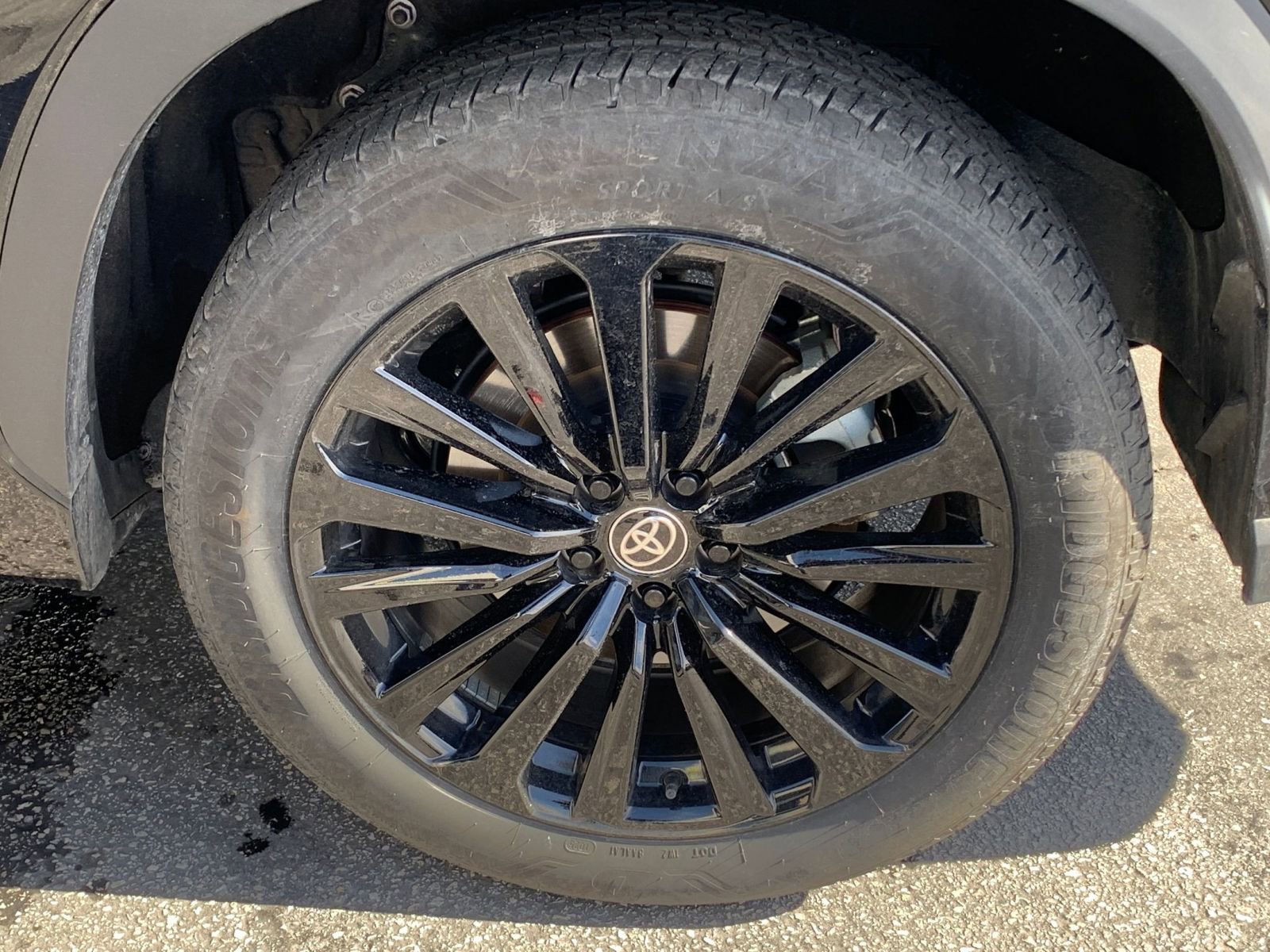 Used 2025 Toyota Highlander XSE AWD/4WD image 33