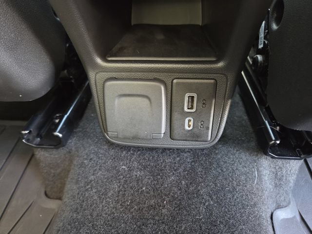 Used 2024 Buick Encore GX Avenir w/ Avenir Technology Package AWD/4WD image 18