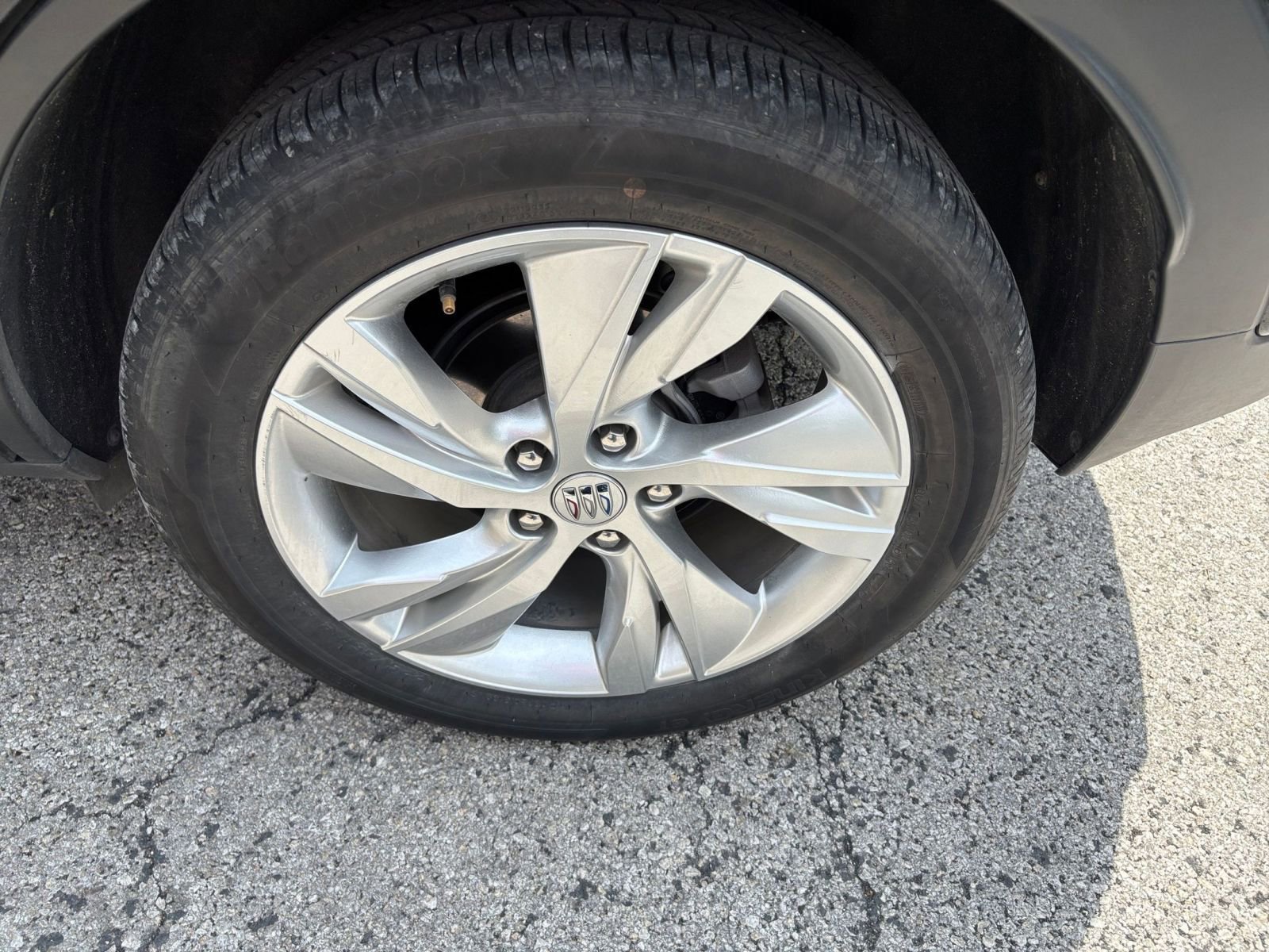 Used 2025 Buick Encore GX Preferred FWD image 25