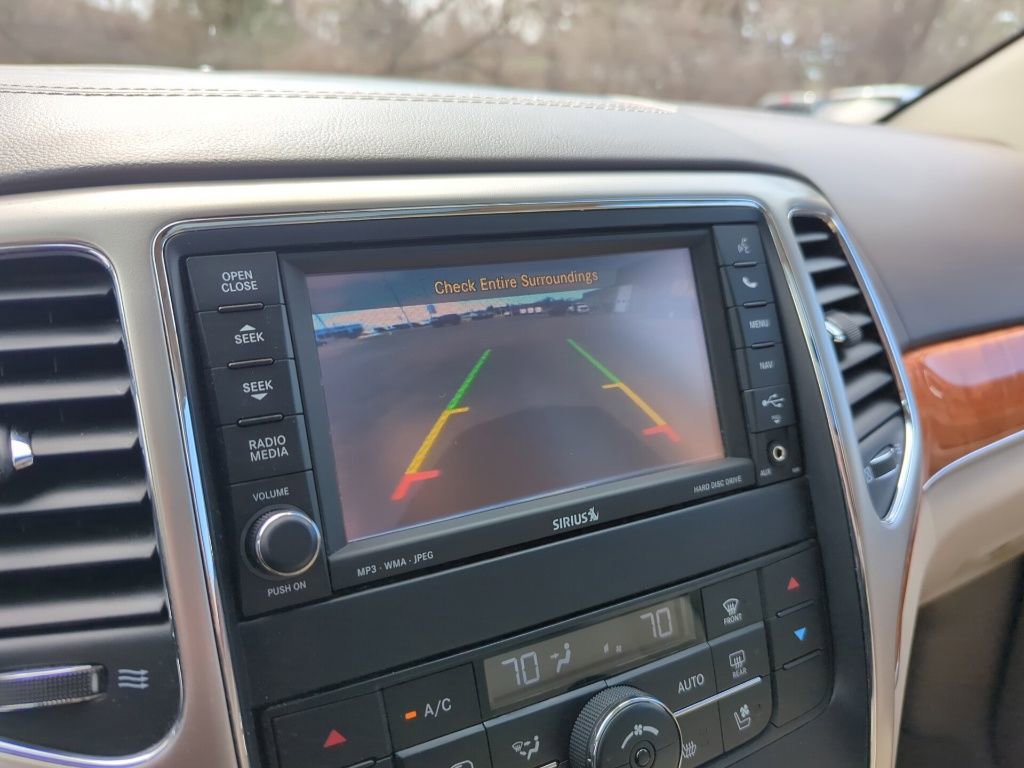 Used 2013 Jeep Grand Cherokee Overland w/ Advance Technology Group image 13