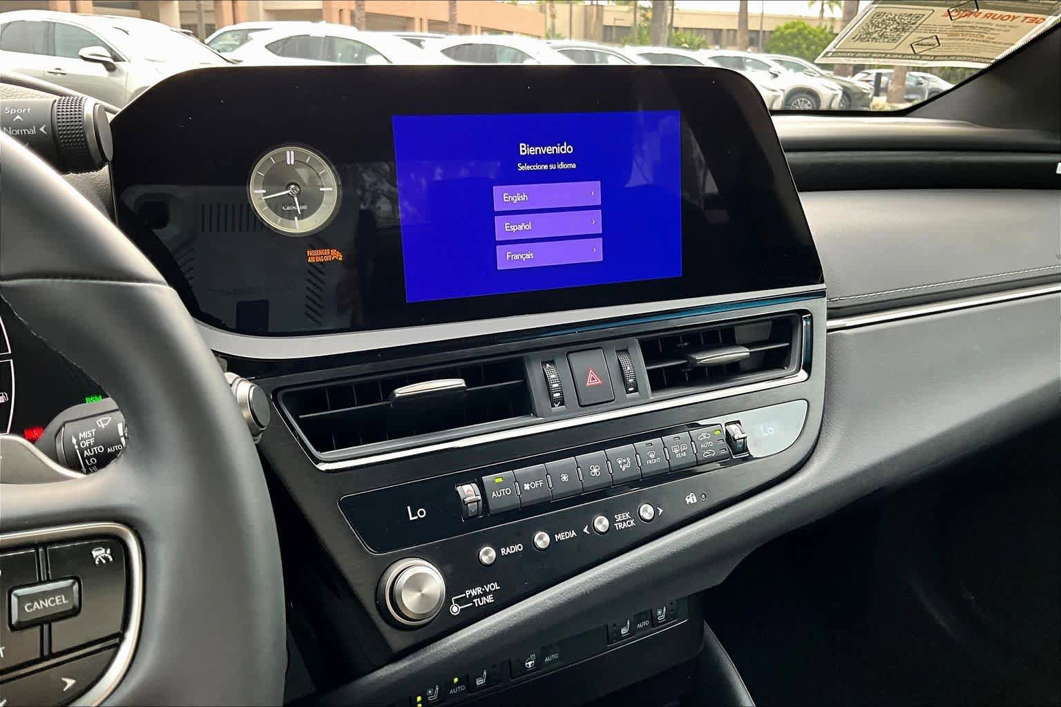 Used 2025 Lexus ES 350 w/ Premium Package image 6
