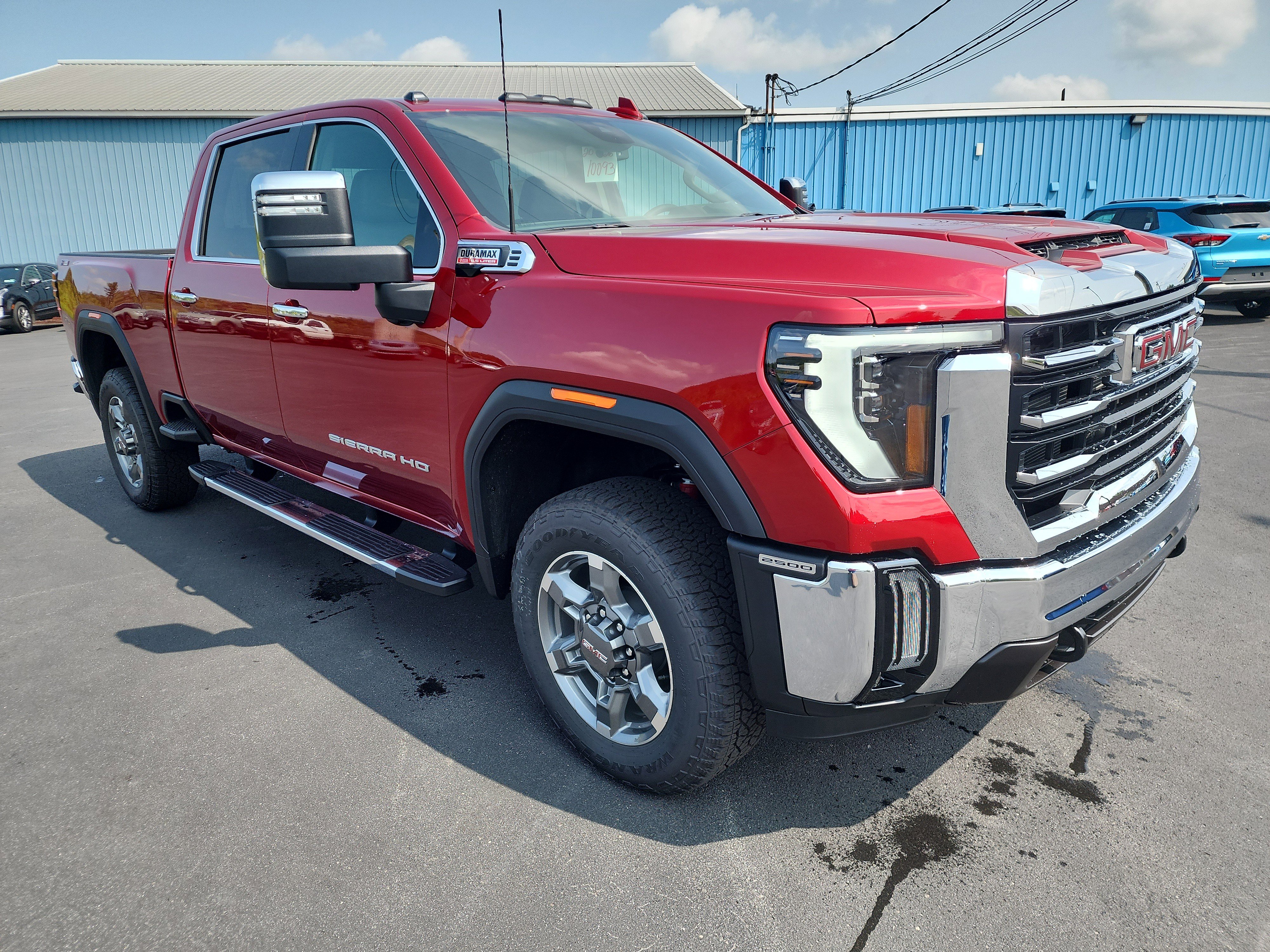 New 2026 GMC Sierra 2500 SLT w/ SLT Convenience Package image 2