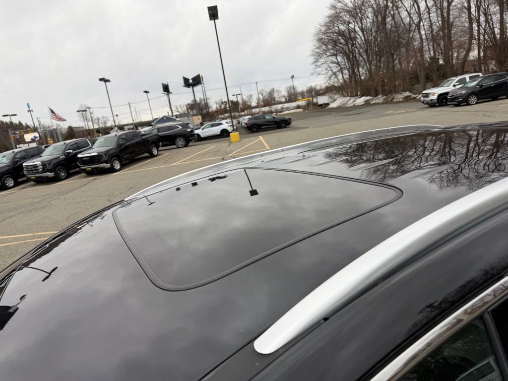 Used 2023 Buick Enclave Essence w/ Experience Buick Package image 8