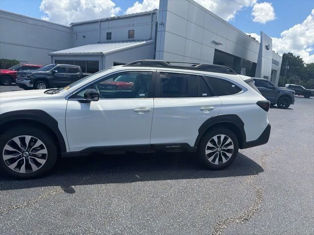 Used 2024 Subaru Outback Limited XT AWD/4WD image 11