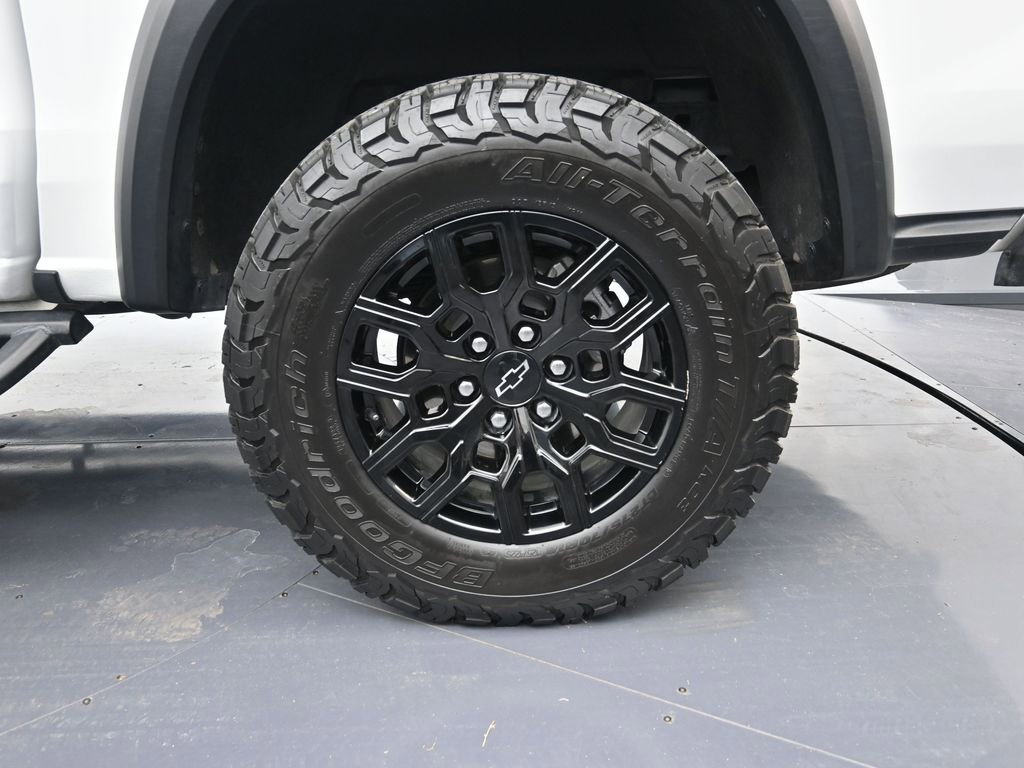Certified 2024 Chevrolet Colorado Trail Boss w/ Advanced Trailering Package image 10