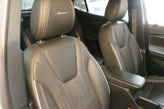 Used 2025 Buick Encore GX Avenir w/ Avenir Technology Package AWD/4WD image 10