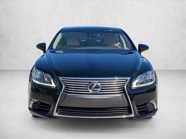Used 2015 Lexus LS 460 AWD image 2