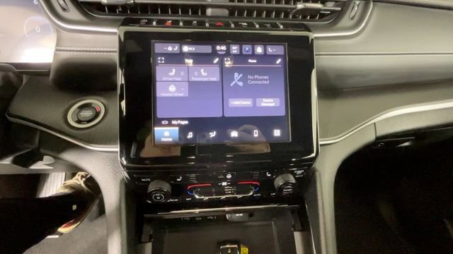Used 2023 Jeep Grand Cherokee Altitude AWD/4WD image 32
