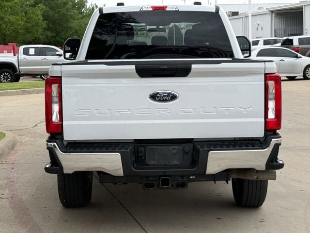 Used 2025 Ford F250 4x4 Crew Cab Super Duty image 5