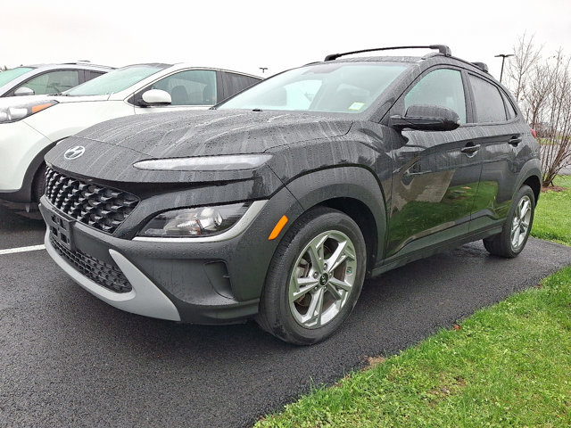 Used 2023 Hyundai Kona SEL image 3