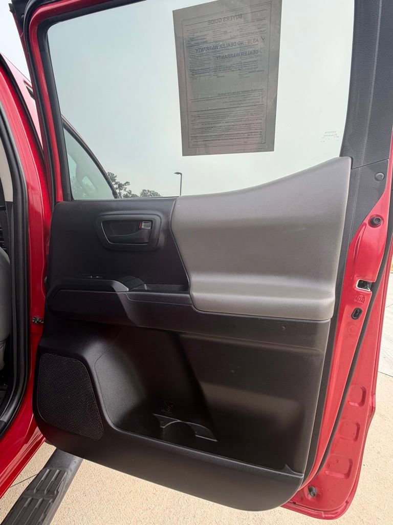Used 2022 Toyota Tacoma SR image 13