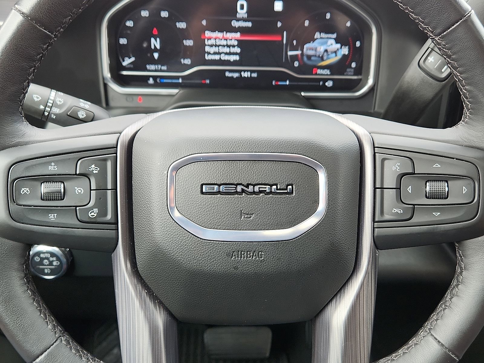 Used 2025 GMC Sierra 2500 Denali Ultimate image 24