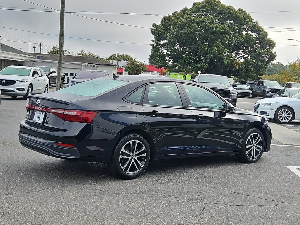 Used 2025 Volkswagen Jetta Sport FWD image 7