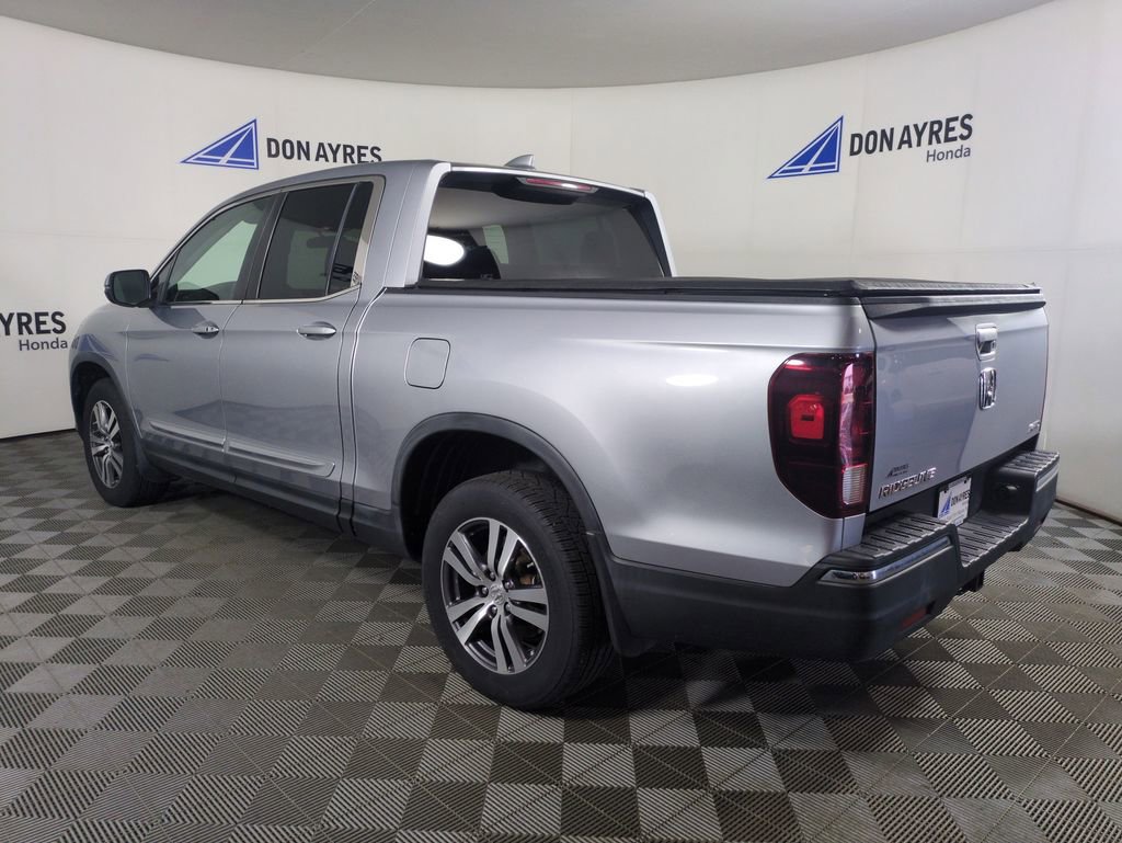 Used 2017 Honda Ridgeline RTS image 3