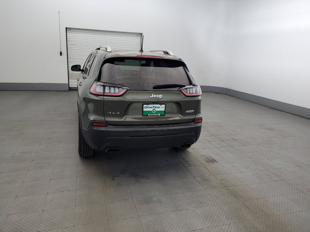 Used 2019 Jeep Cherokee Latitude Plus AWD/4WD image 6