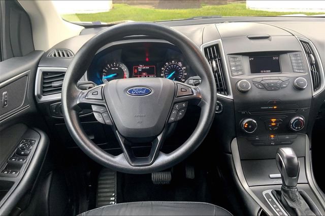 Used 2016 Ford Edge SE image 5