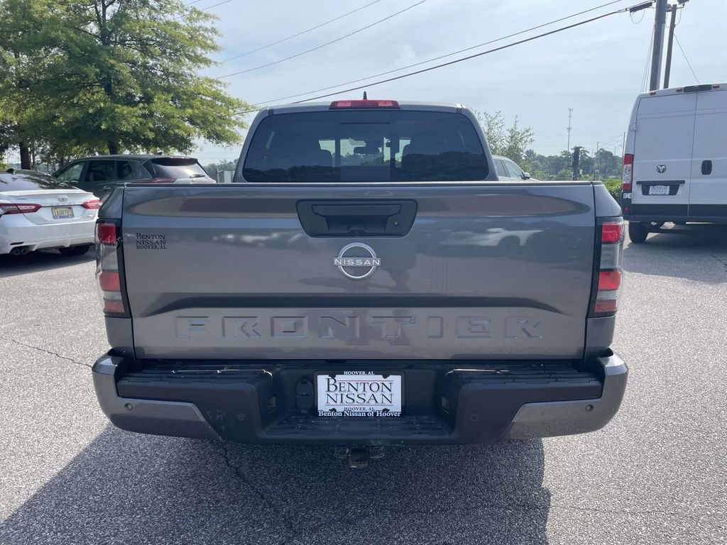 Used 2025 Nissan Frontier SV w/ SV Convenience Package RWD image 4