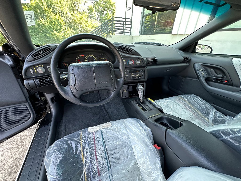 Used 1993 Chevrolet Camaro Z28 image 43