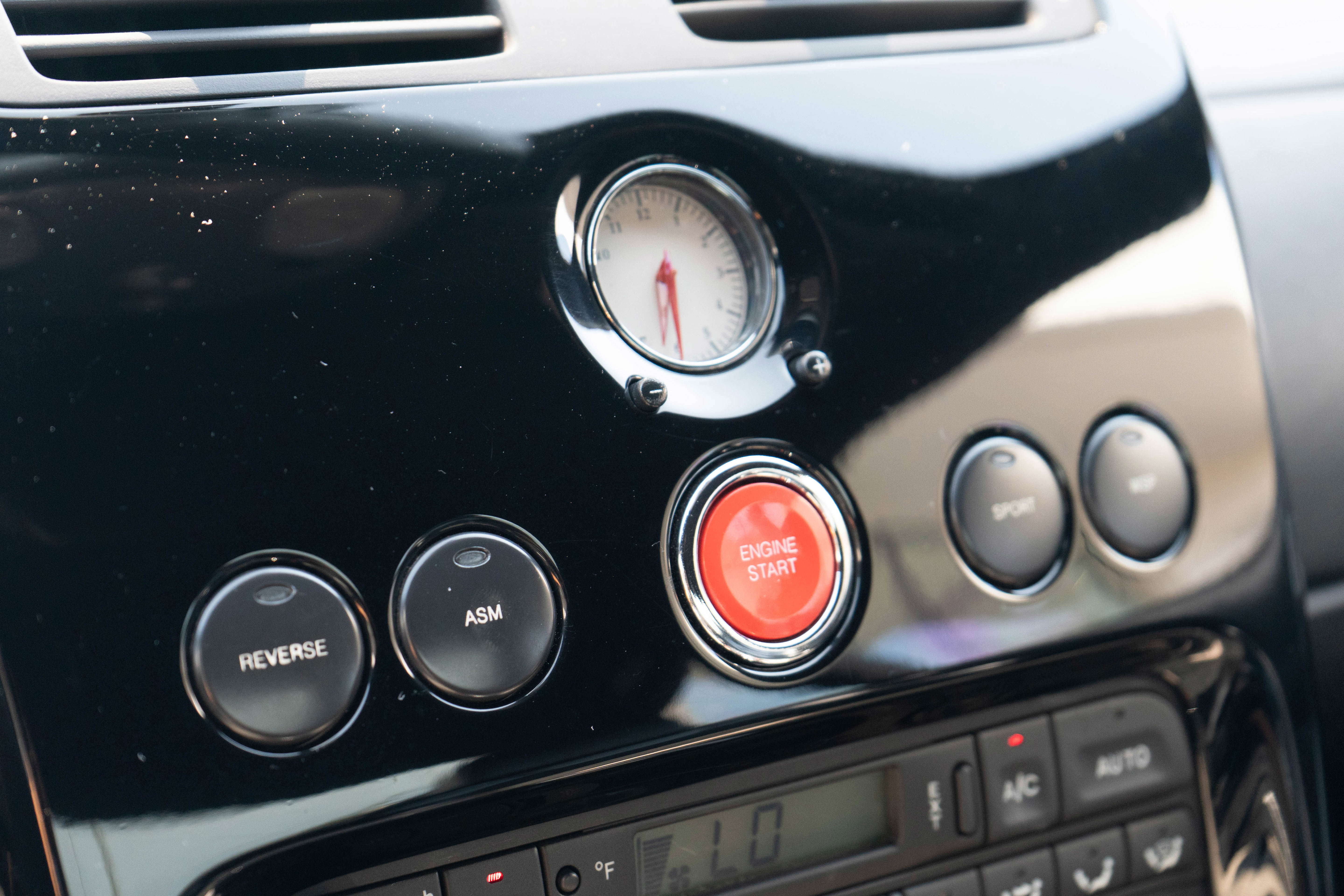 Used 2002 Aston Martin Vanquish image 21