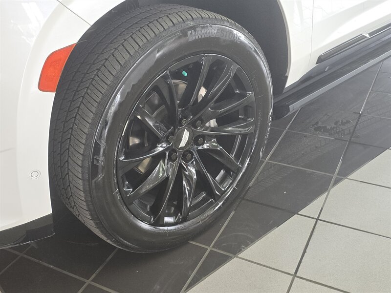Used 2022 Cadillac Escalade Sport w/ Touring Package AWD/4WD image 23