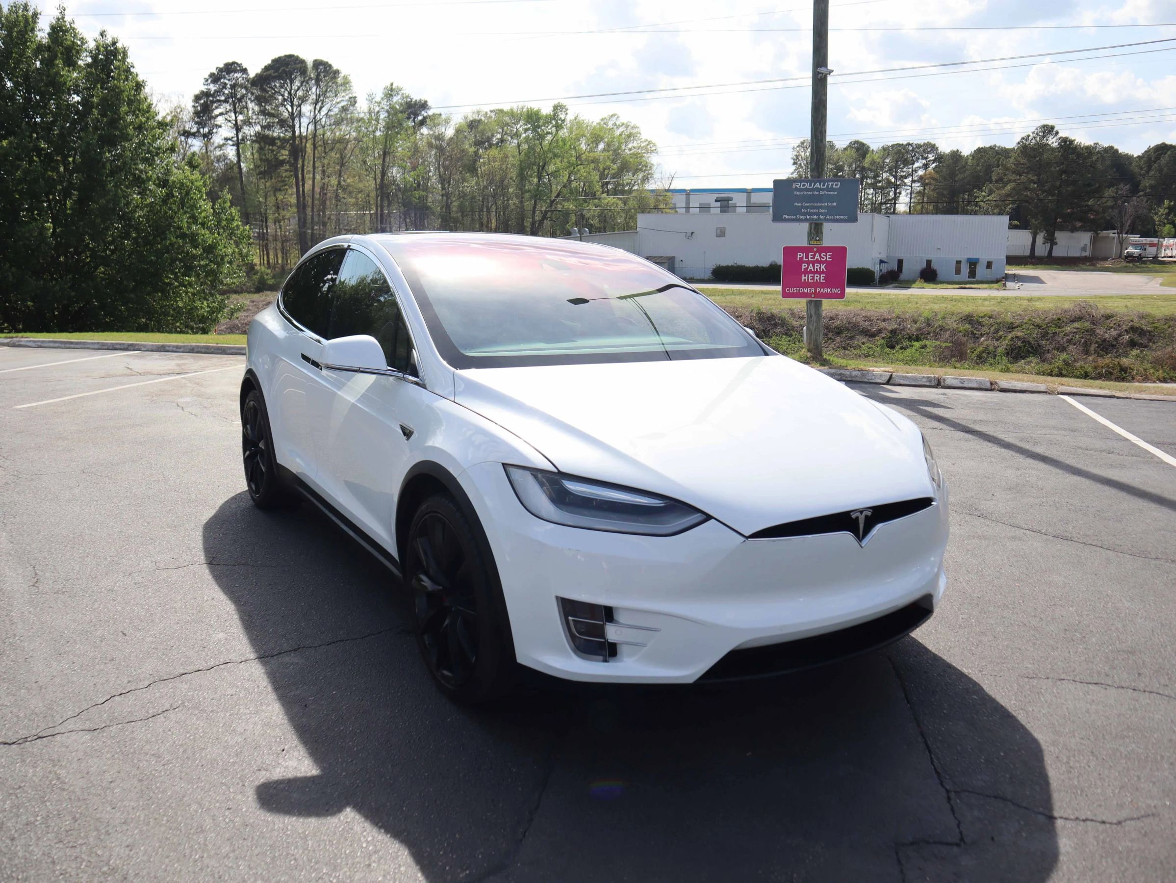 Used 2016 Tesla Model X Performance image 15