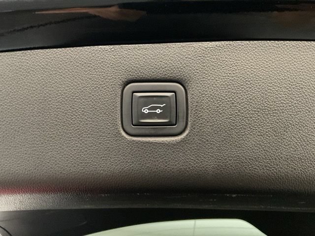 Used 2021 Chevrolet Blazer LT FWD image 30