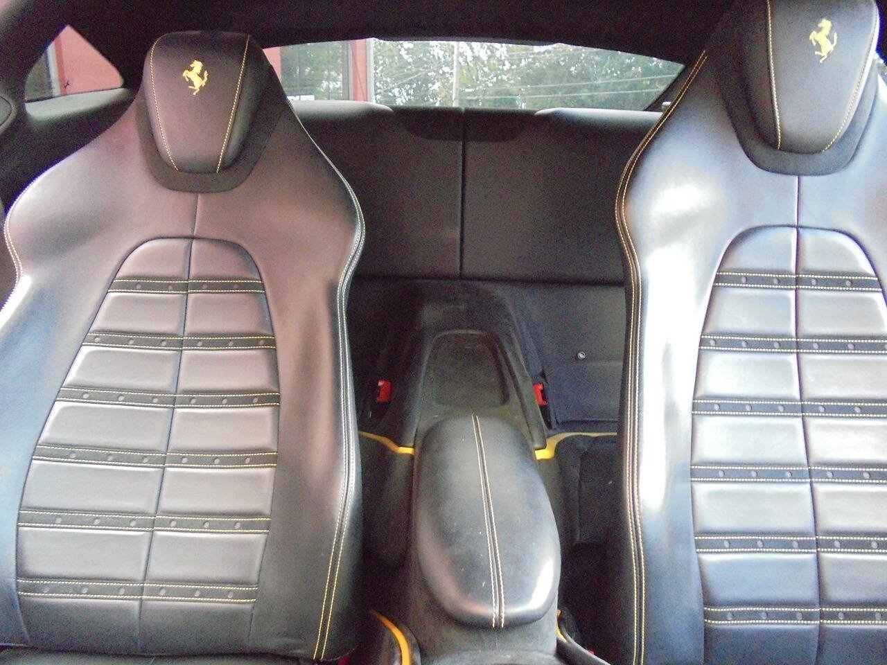 Used 2021 Ferrari Roma RWD image 14